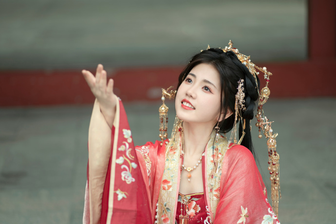 度华年 封面